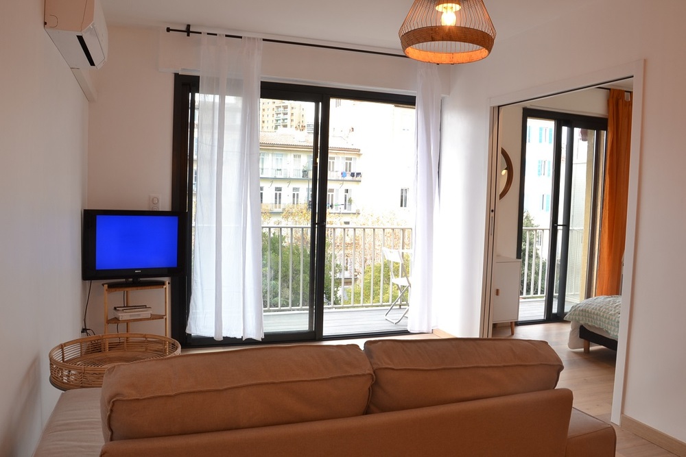 Appartement - MARSEILLE  13006