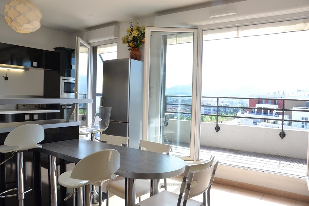 Appartement - MARSEILLE  13008