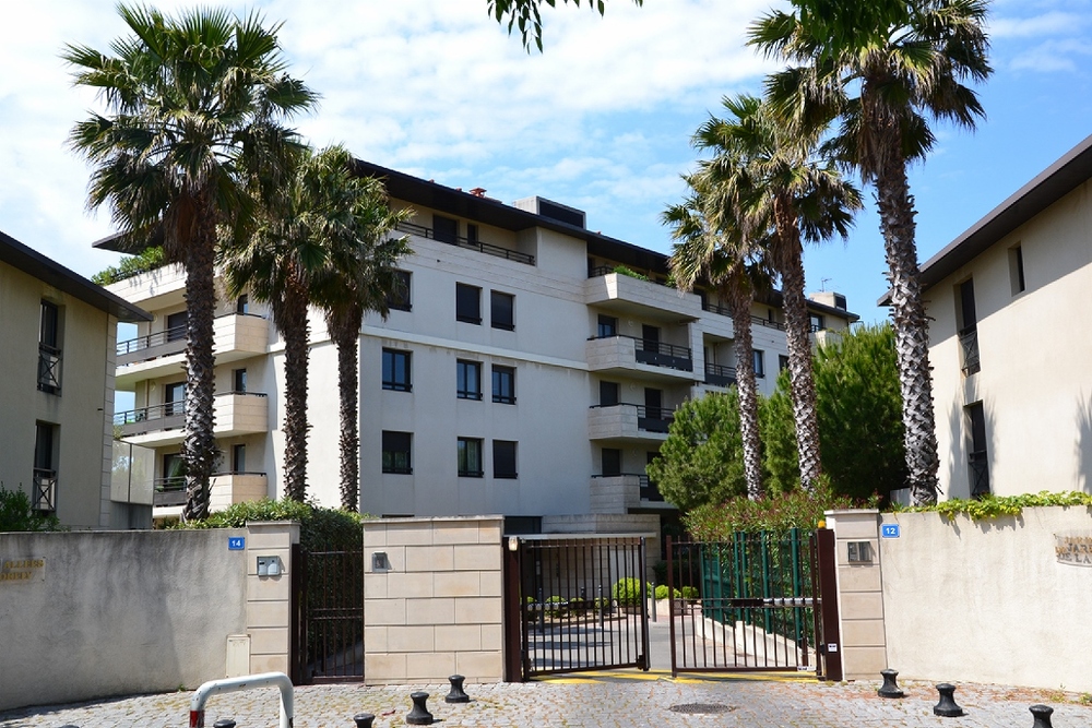 Appartement - MARSEILLE  13008