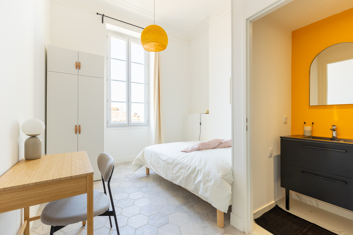 Chambre 3.4 � - MARSEILLE 13001