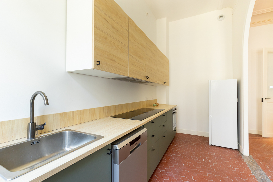 Studio Srnit - YOLOCOLIVING  - MARSEILLE 13001