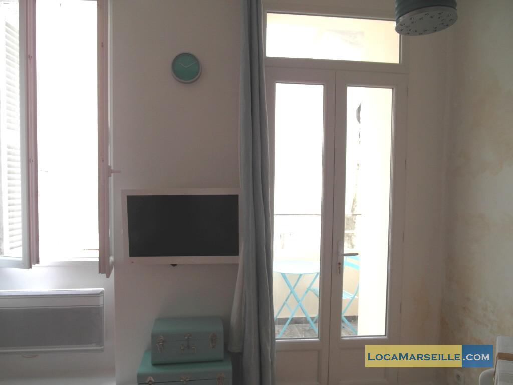 location meuble Marseille Appartement type T2 Cote cour - Marseille 13001