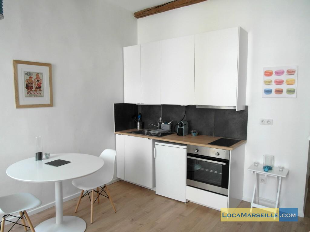 location meuble Marseille Appartement type T2 Cote cour - Marseille 13001