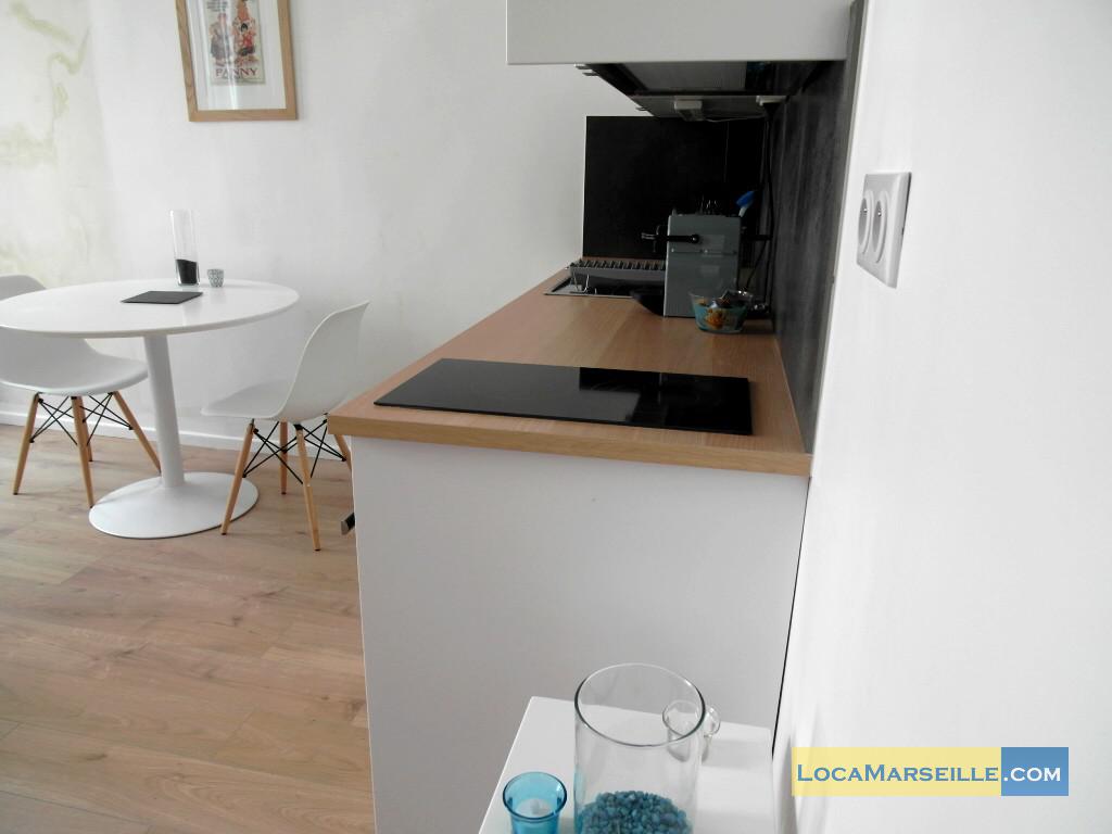 location meuble Marseille Appartement type T2 Cote cour - Marseille 13001