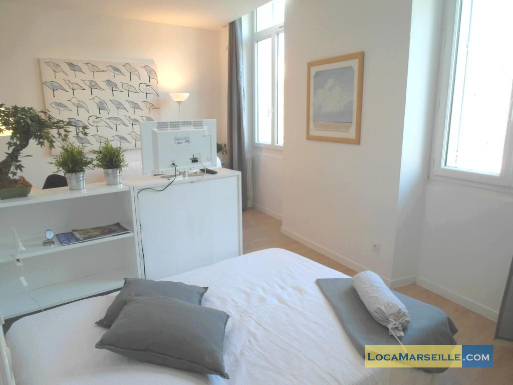 Bord de Place* - Marseille 13001