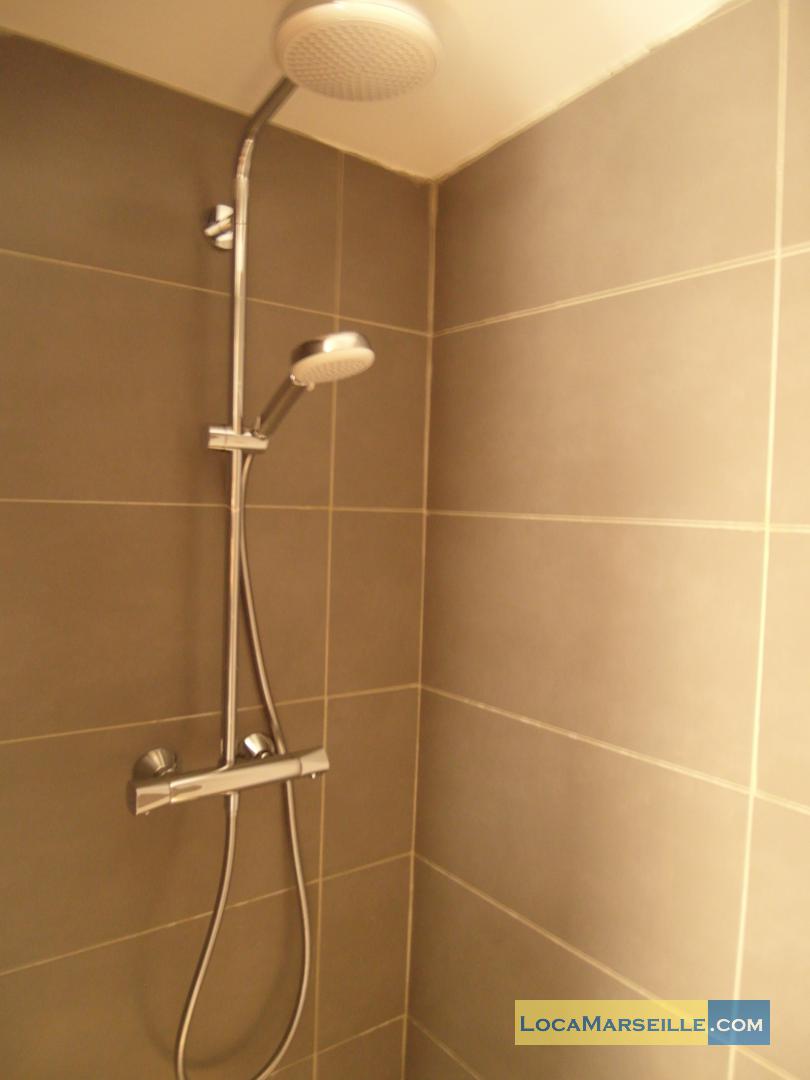 studio en location meuble  Marseille Castellane - Marseille 13005