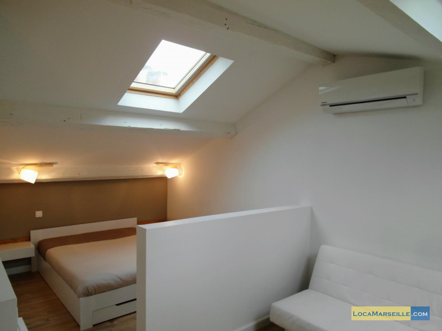 studio meubl avec coin nuit location Marseille Castellane - Marseille 13005