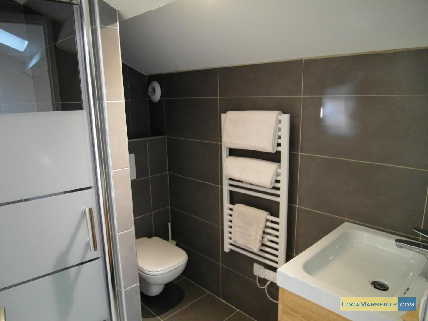 studio meubl avec coin nuit location Marseille Castellane - Marseille 13005
