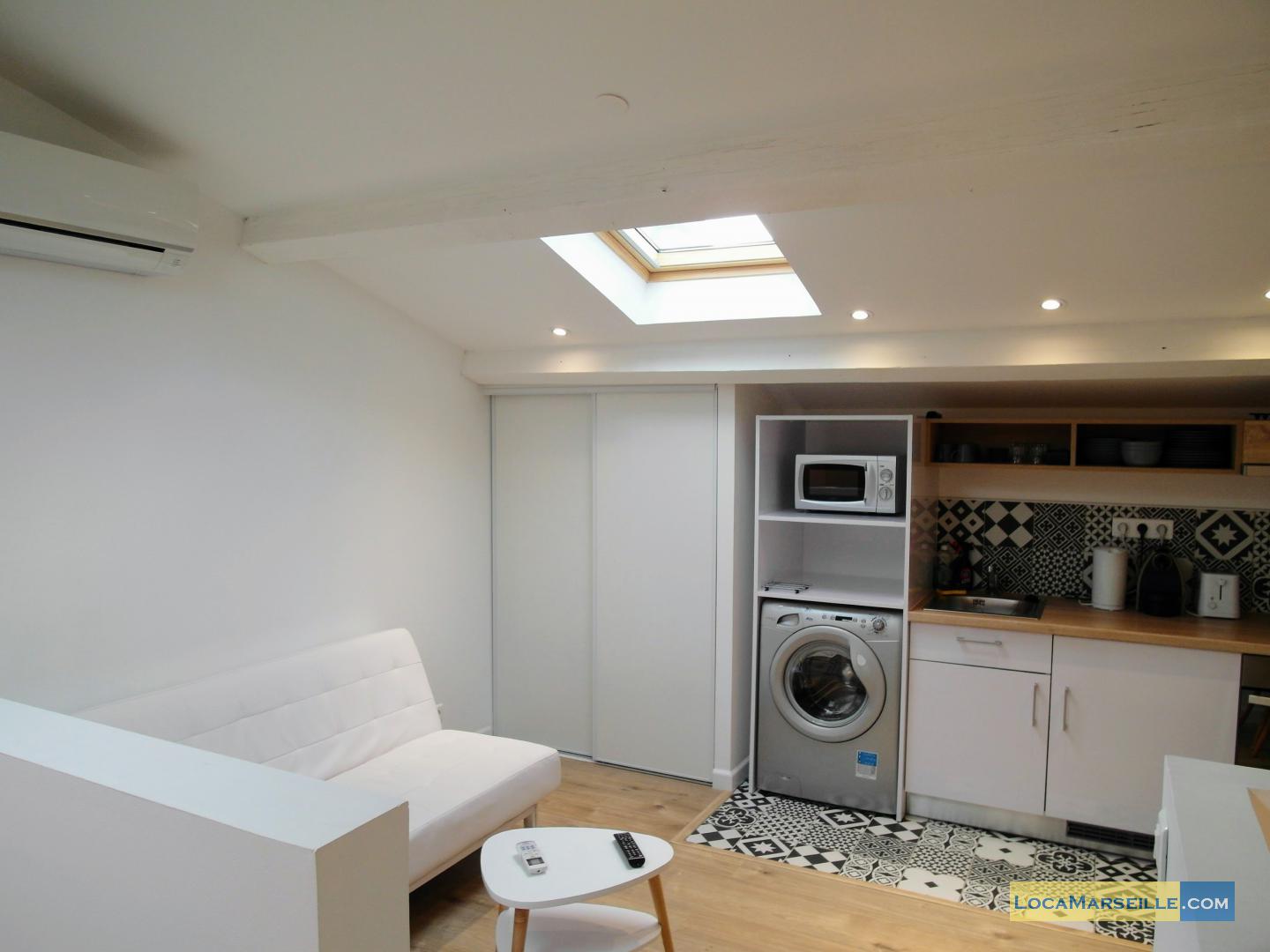 studio meubl avec coin nuit location Marseille Castellane - Marseille 13005