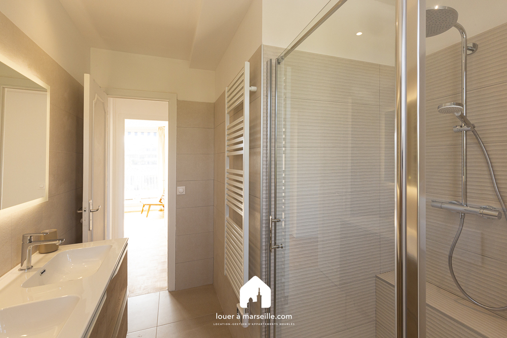 Terrasse du David* - Marseille 13008