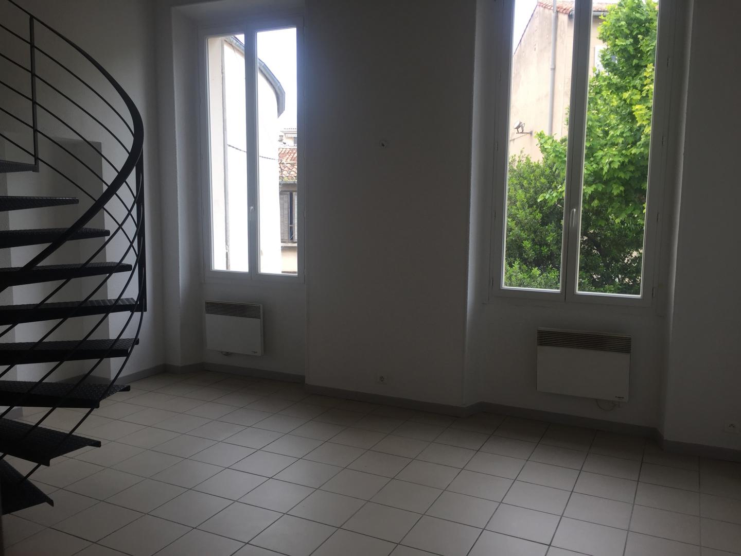 Location appartement loft saint barnab de type 2 au calme et lumineux  - Marseille 13012