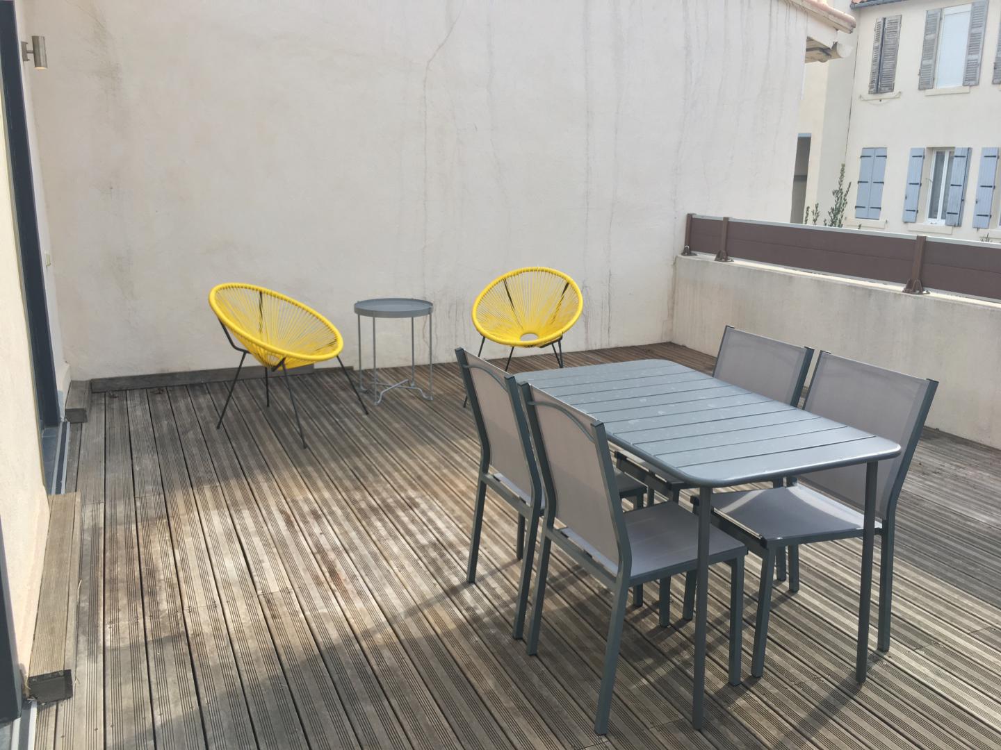 Location appartement meubl castellane baille duplex avec terrasse plein sud  - Marseille 13005