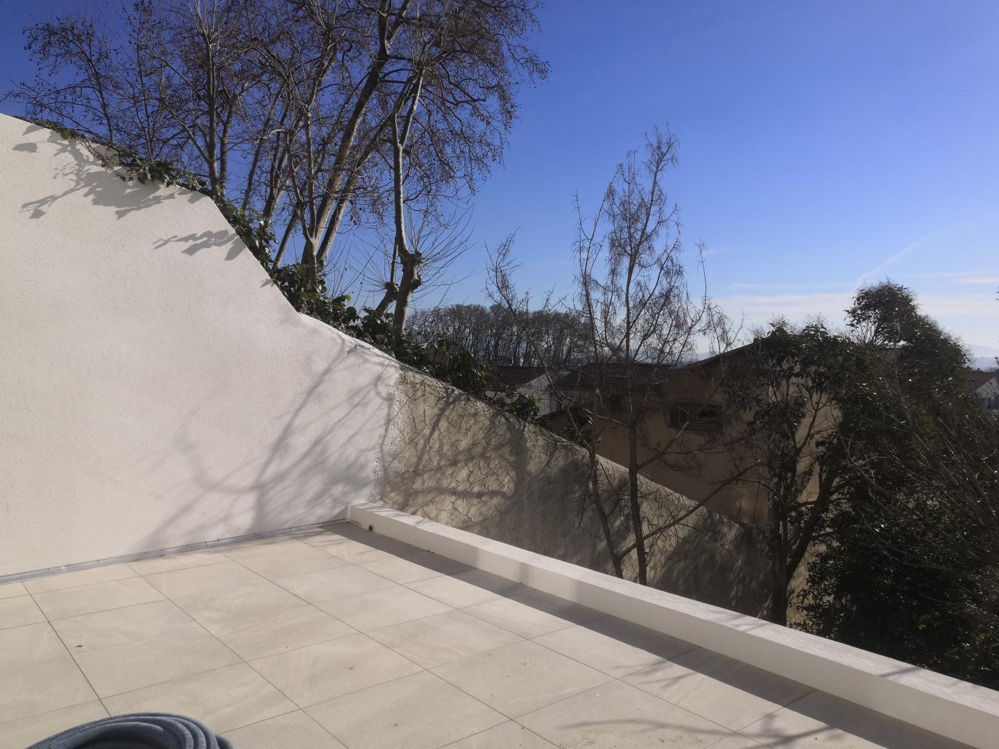 Location T3 rnov avec terrasse - Marseille 13014