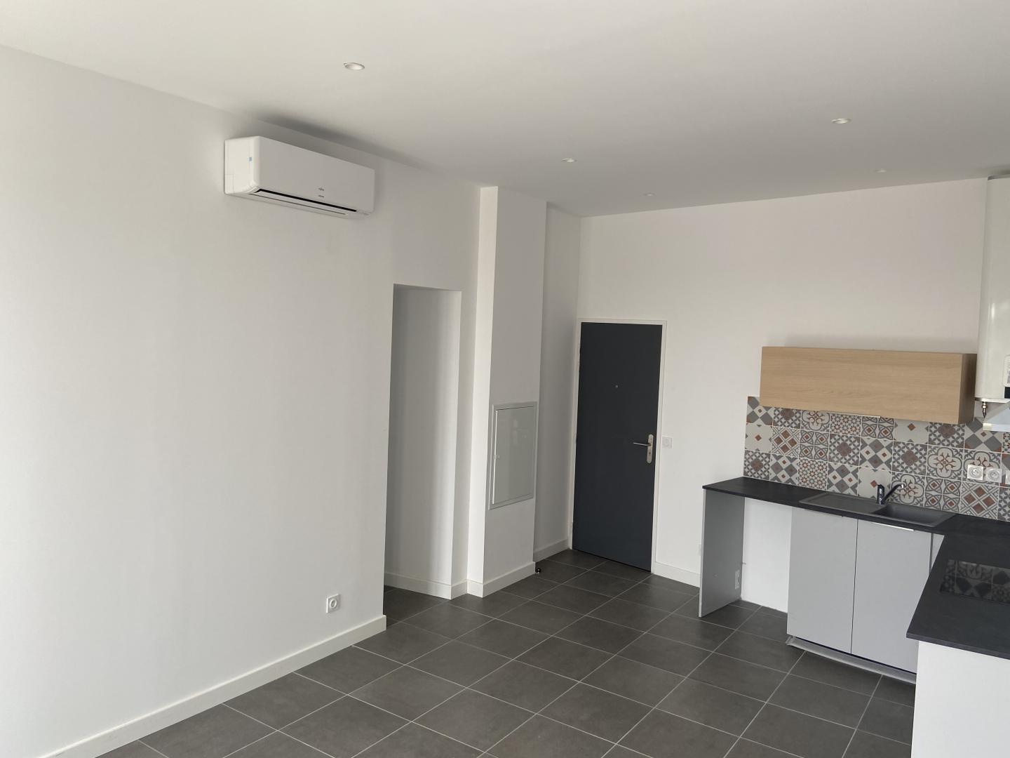 Location T3 rnov avec terrasse - Marseille 13014