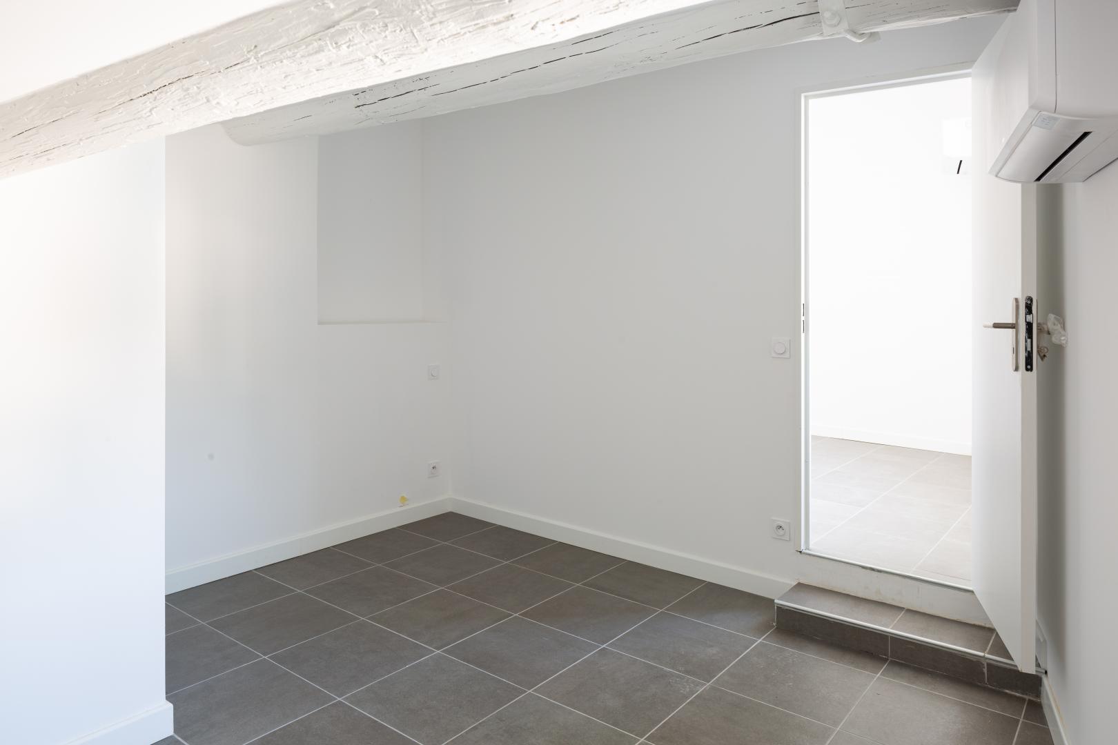 Location T2 terrasse, Sainte Marthe - Marseille 13014