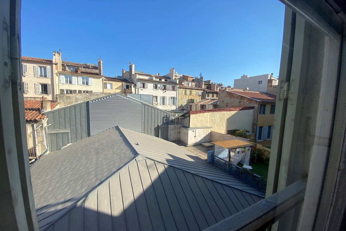  Le Memorial* - MARSEILLE 13001