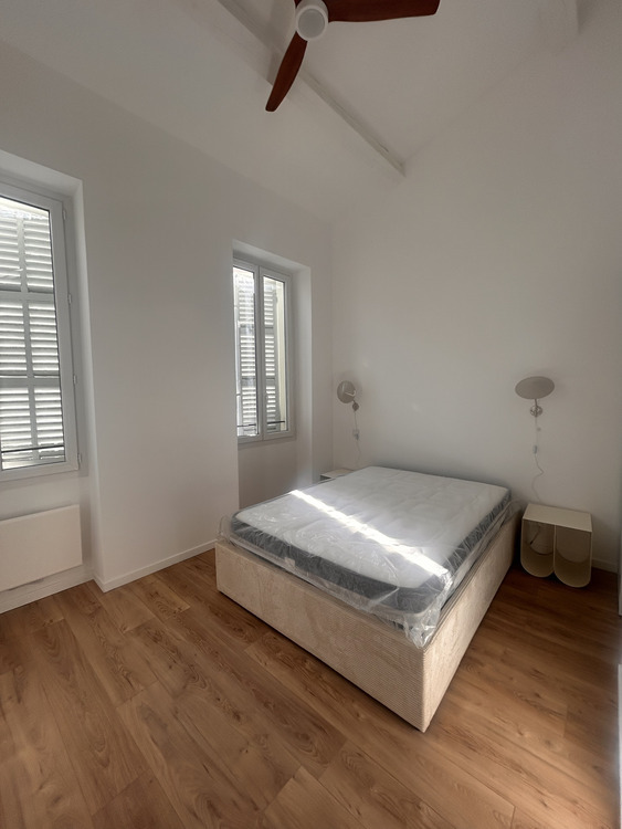 PARADIS 210  � - MARSEILLE 13006