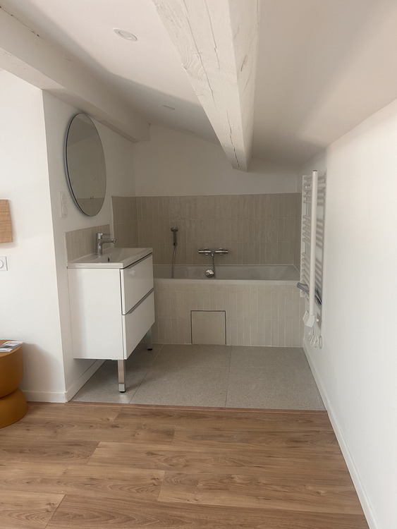 PARADIS 210  � - MARSEILLE 13006