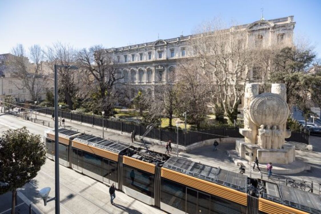 Studio Rome � - Marseille  13006