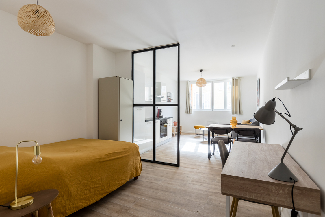 VACON 3 � - Marseille 13001