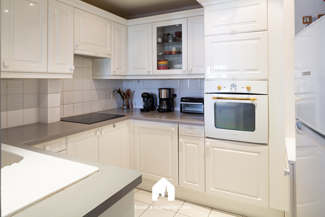 Appartement � Marseille - photo 9
