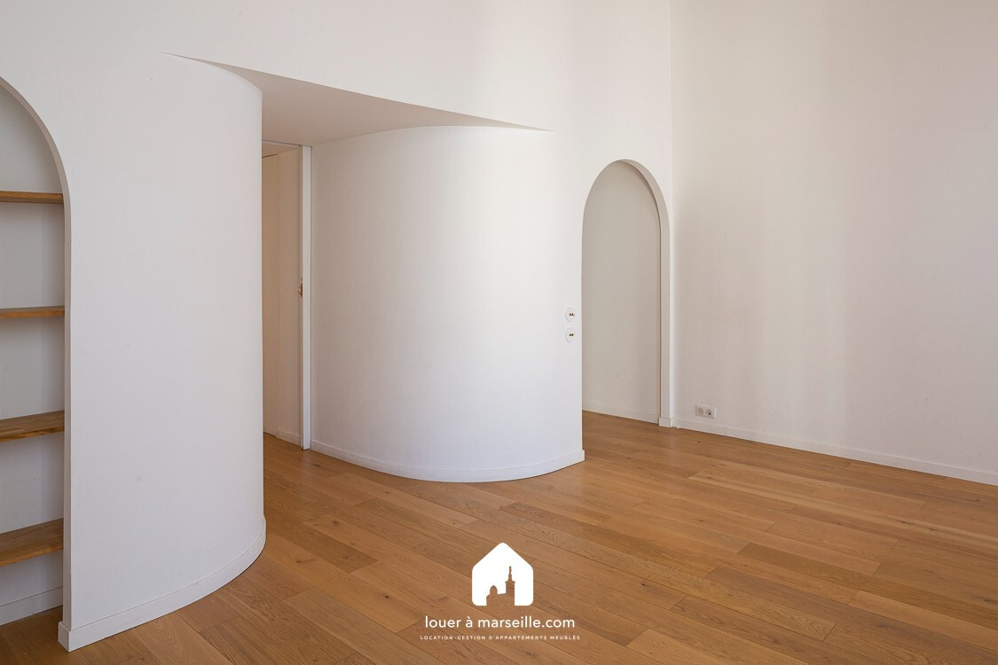 Maison / Villa � Marseille - photo 7