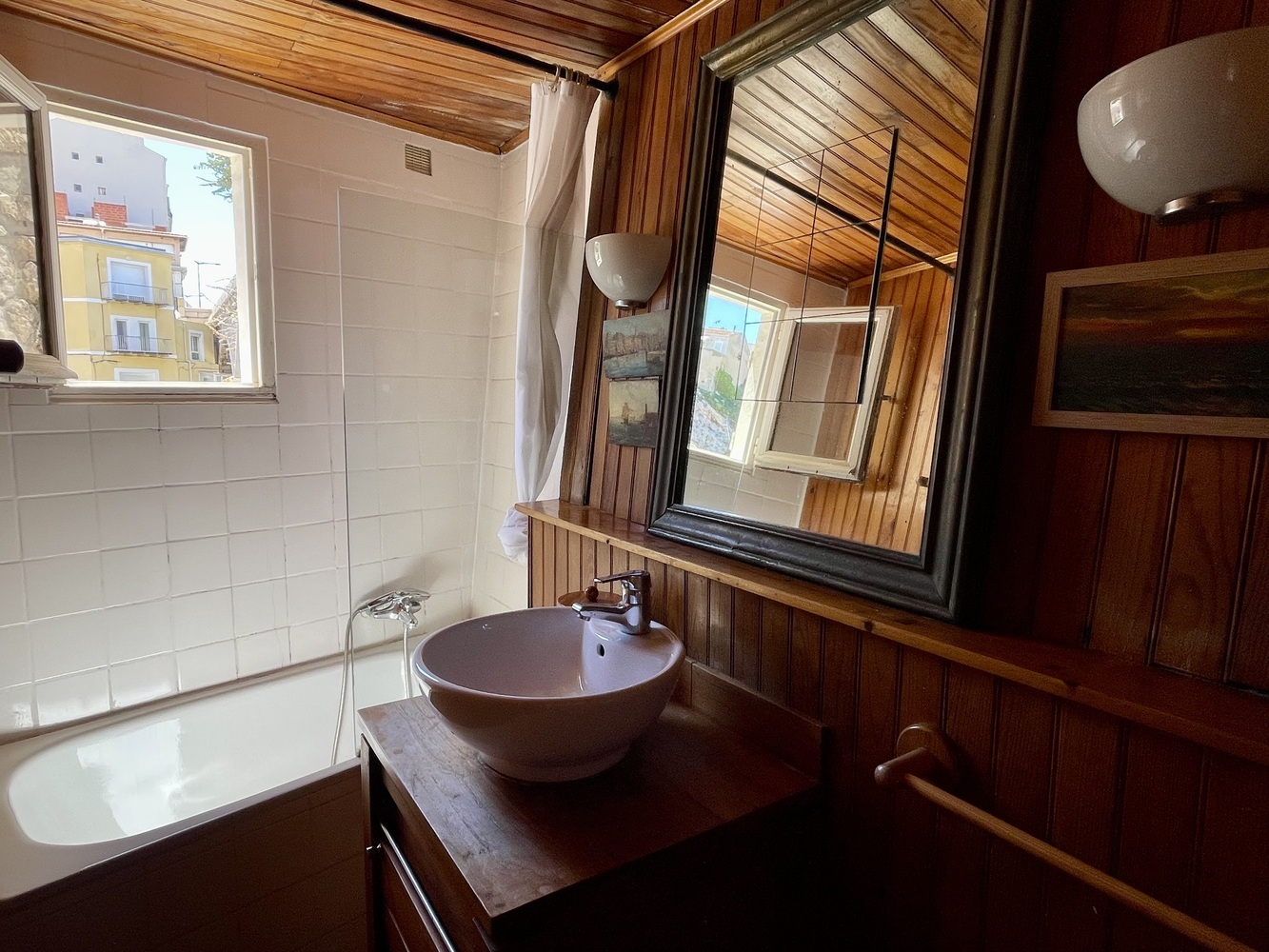 Maison / Villa � Marseille - photo 9
