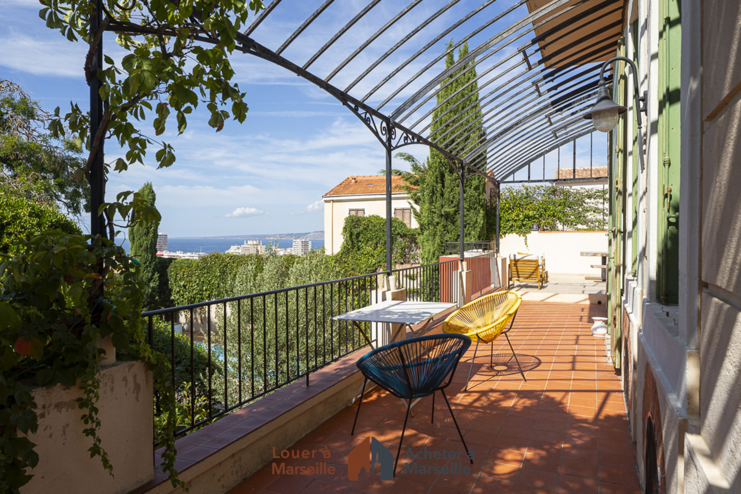 Maison / Villa � Marseille - photo 4