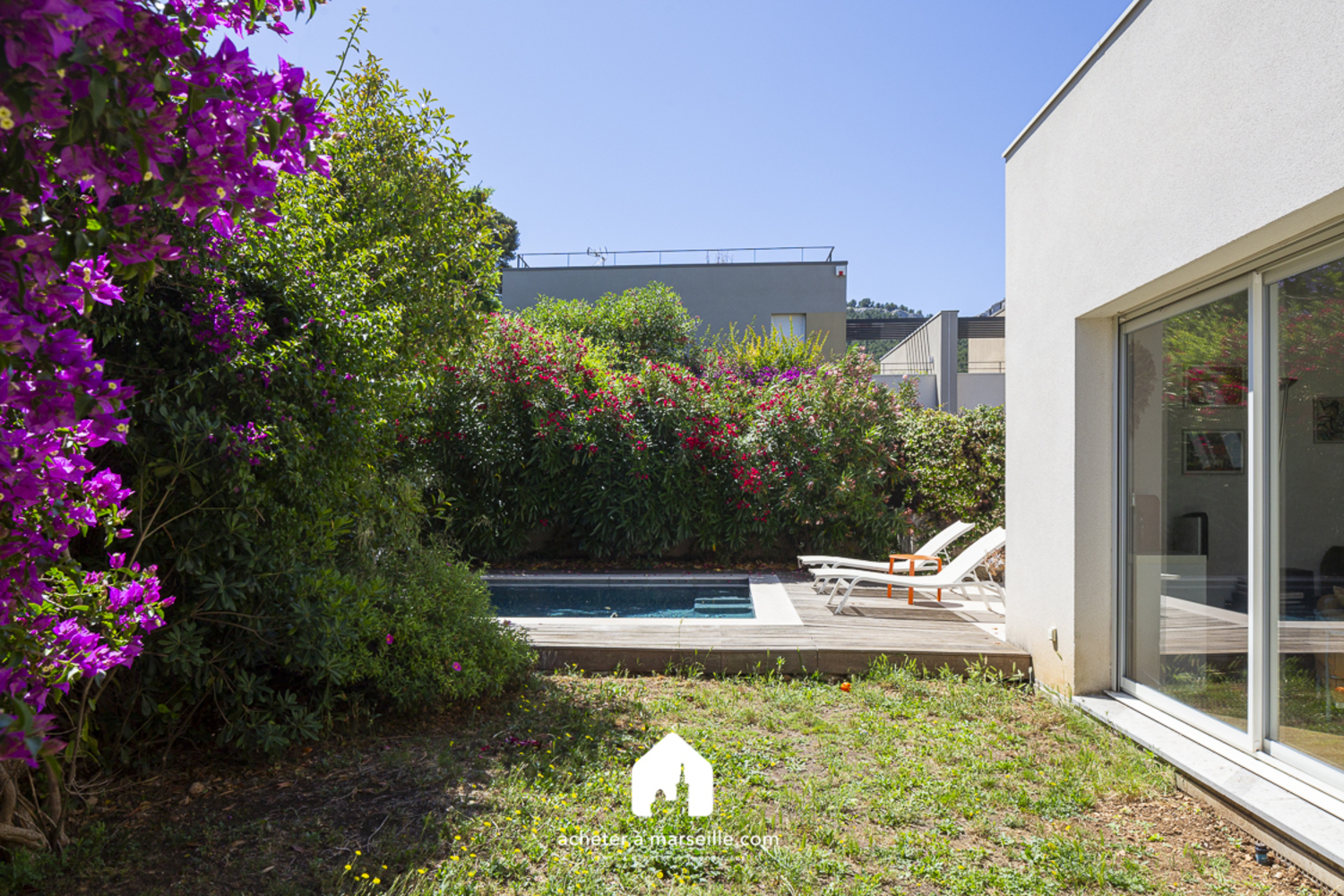 Maison / Villa � Marseille - photo 9