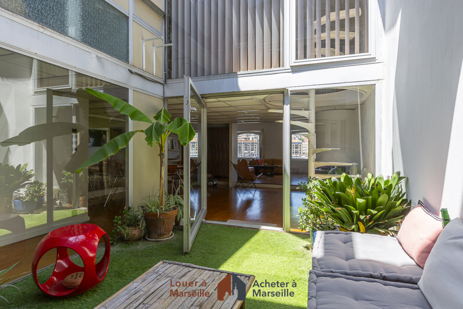 Appartement � Marseille - photo 8